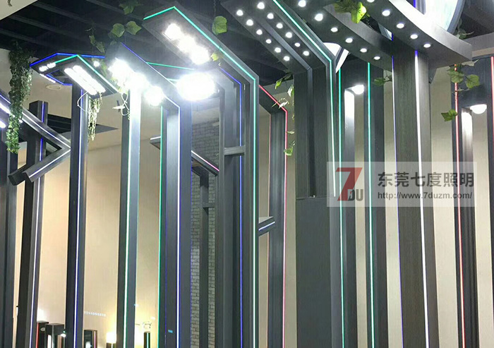 LED燈在城市景觀亮化照明中的獨特優(yōu)勢