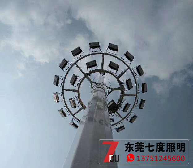 戶外大型升降式LED高桿燈實拍照片