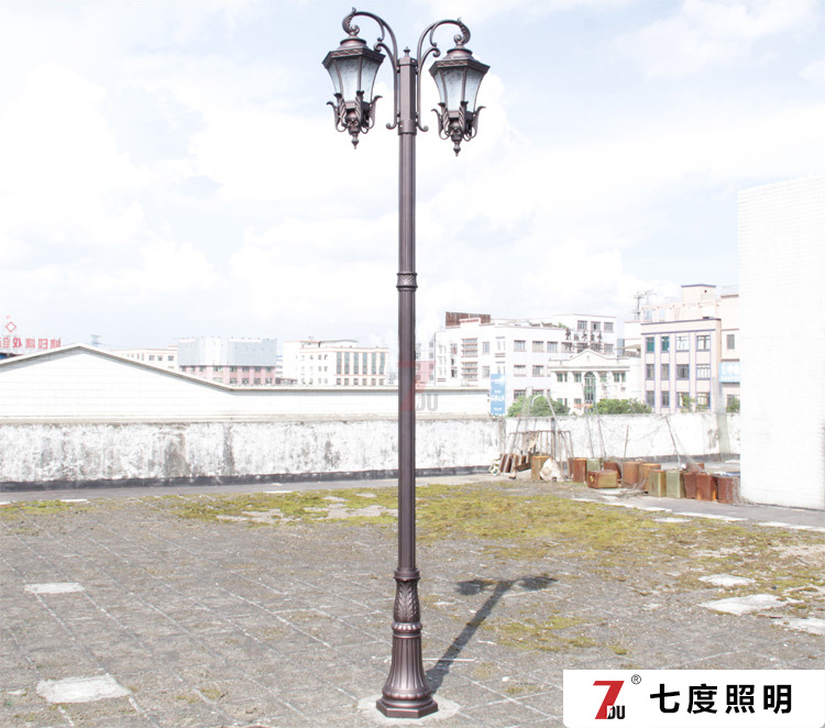 咖啡色雙頭精鑄鋁歐式仿古庭院燈實(shí)拍效果