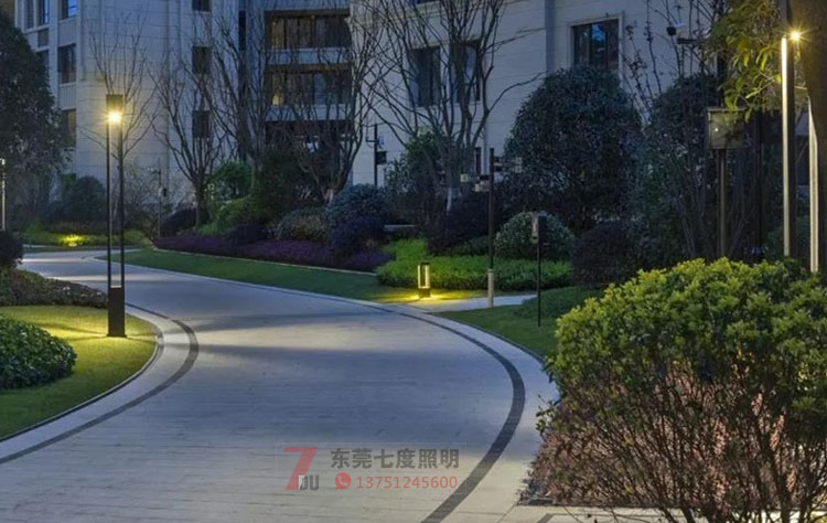 現(xiàn)代LED小區(qū)戶外園林庭院燈亮燈效果